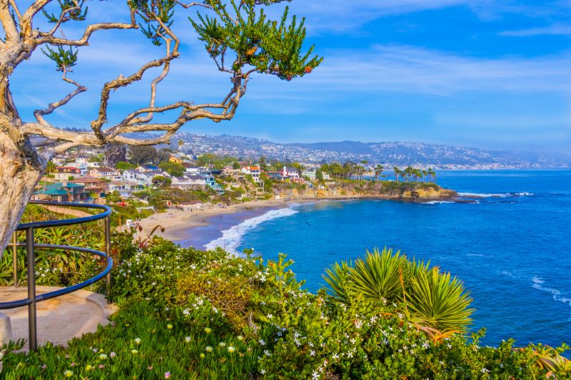 ocean view of laguna beach coastline in orange county